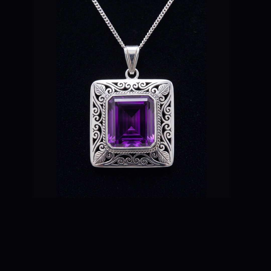 Regal Emerald-Cut Amethyst Filigree Pendant Necklace - Image 2
